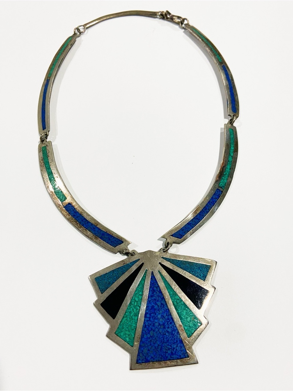 Vintage Alpaca Mexico Crushed Stone Inlay Necklace blue green and black 16”